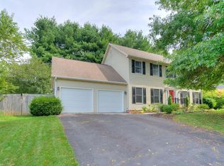 1101 Mourning Dove Dr, Blacksburg, VA 24060