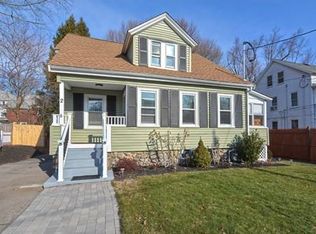 2 Franklin Ave, North Attleboro, MA 02760