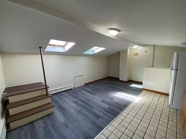 222 Division St #2 — Photo 9