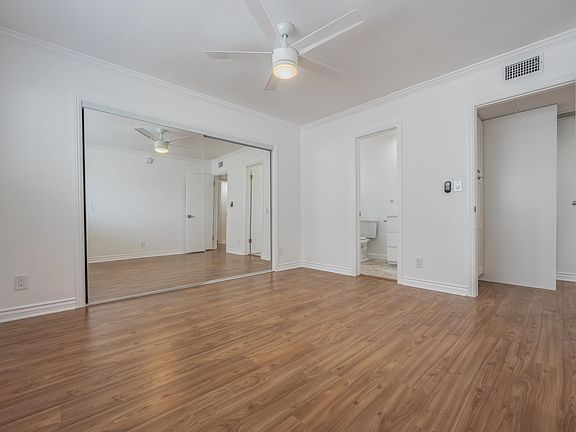 4th image of 1038 7th St APT 10