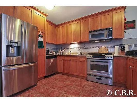 Sold by Coldwell Banker Reliable Real Estate | media 27