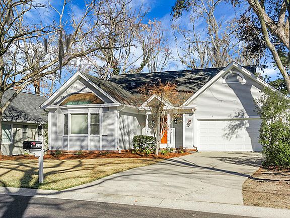 2nd image of 9140 Delancey Cir