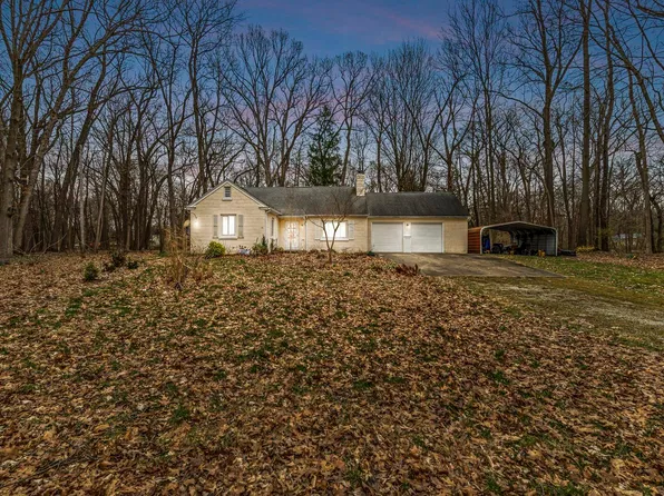 52420 Laurel Rd, South Bend, IN 46637