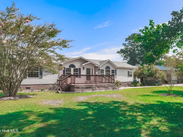 135 Jesse Lanier Lane, Wallace, NC 28466