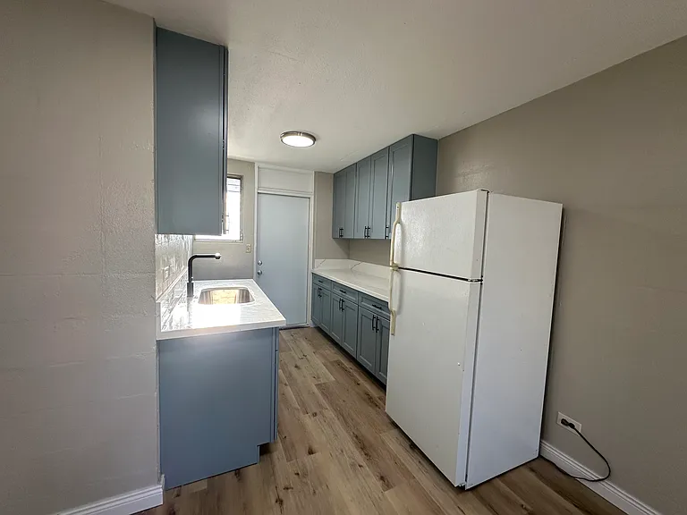 1329 Kinau St #C2 — Photo 2