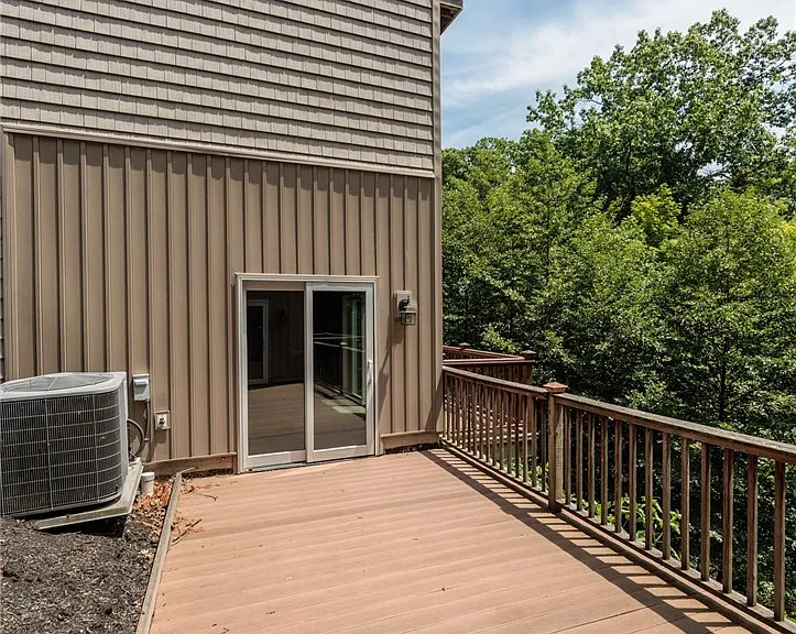 2 Creek Rdg — Photo 50
