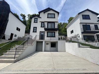806 Van Duzer St, Staten Island, NY, 10304