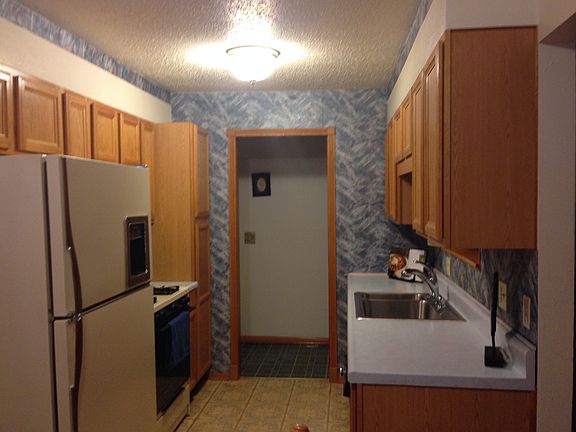 5th image of 4900 SE 19th St