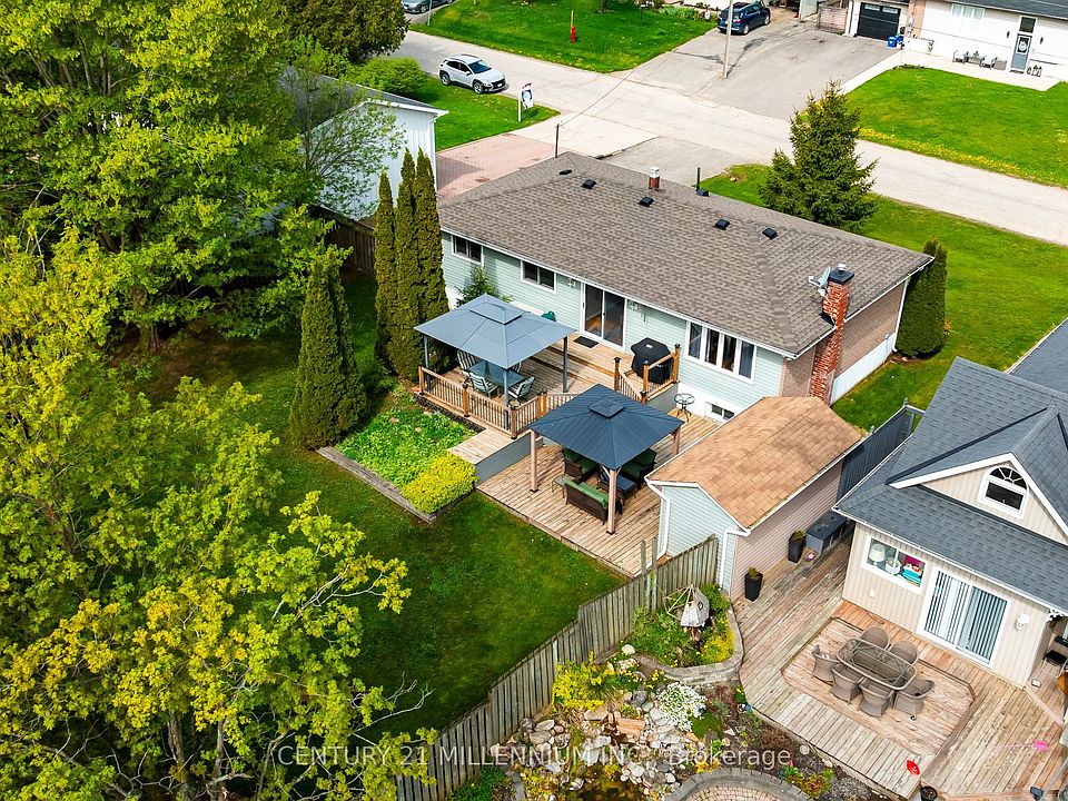 1st image of 13 Ellen Cres