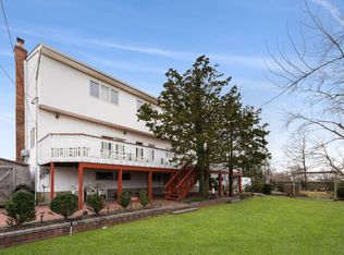 633 Flanders Dr, Valley Stream, NY 11581