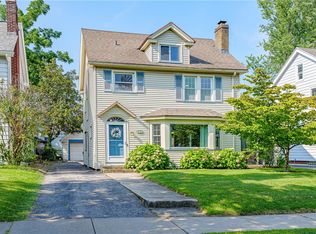 84 Harwick Rd, Rochester, NY 14609