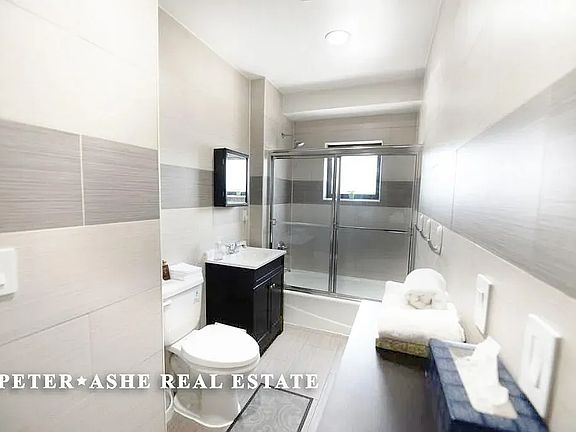 4th image of 203 E 121st St APT 1003