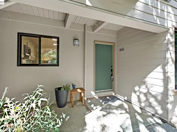 640 Via Casitas, Greenbrae, CA 94904