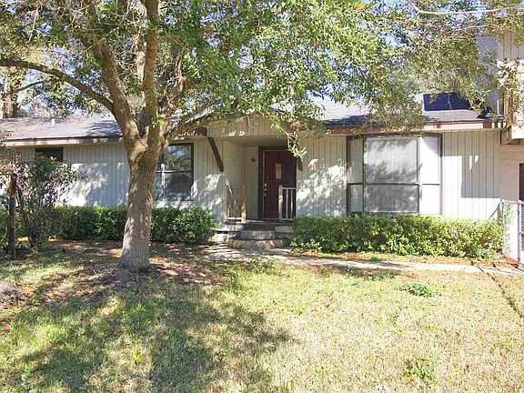 2nd image of 949 Dillon Dr