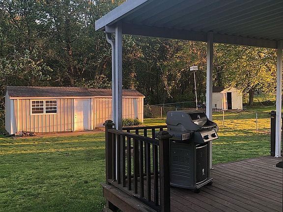 2nd image of 1008 Home Place Ln