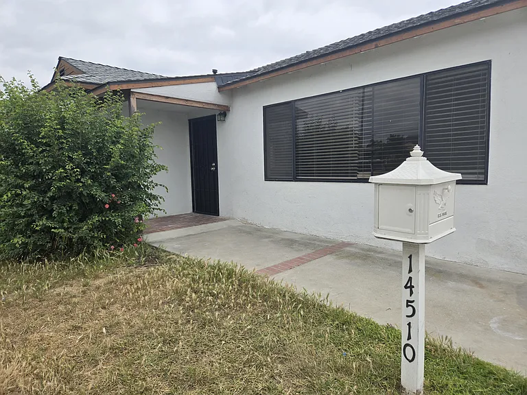 Front of unit