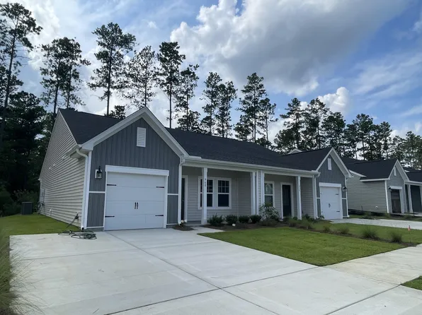 960 Dusk Dr, Summerville, SC 29486