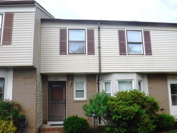 22 Daisy Ct, Sayreville, NJ 08872