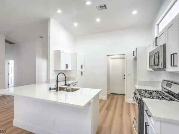 4127 Cutting Horse Ave, North Las Vegas, NV 89032