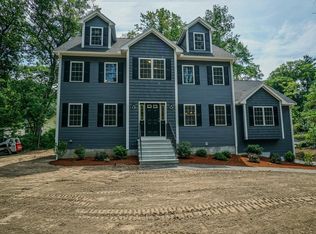 7 Cardinal Ln, Billerica, MA 01821