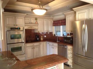 71 Judith Ct, Wantagh, NY 11793