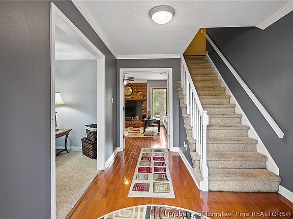 4th image of 502 Bloomfield Dr