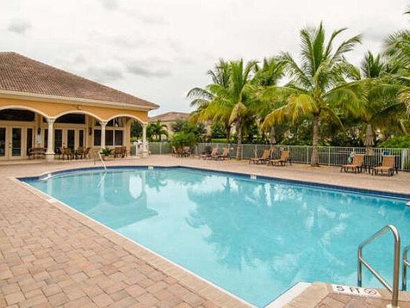 2nd image of 21560 Baccarat Ln Unit 102