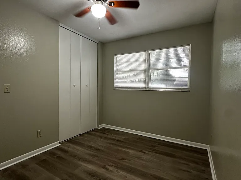 10757 S Hawaii Dr — Photo 8