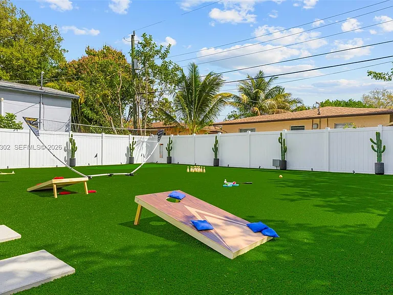 1532 N Andrews Ave — Photo 41