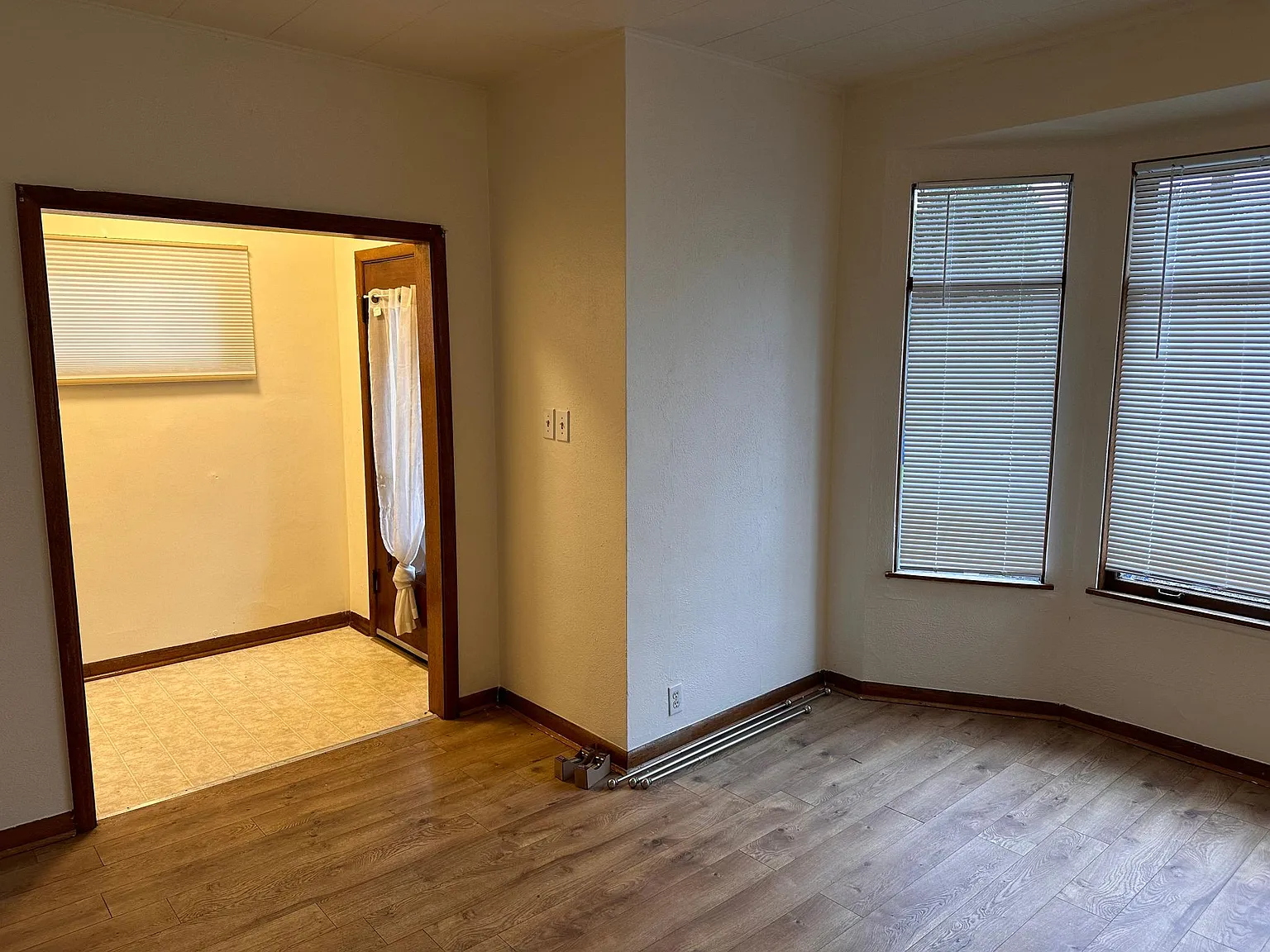 511 NE 72nd St — Photo 3