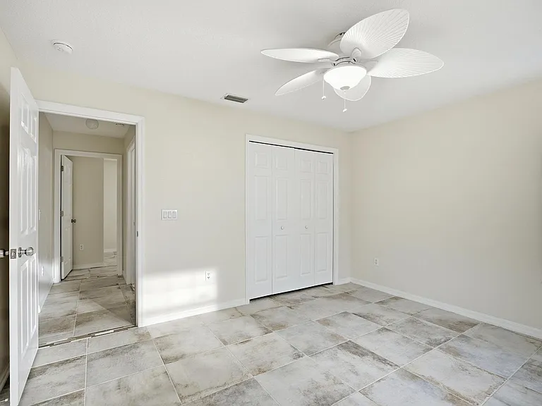 57 Raintree Pl #B — Photo 37
