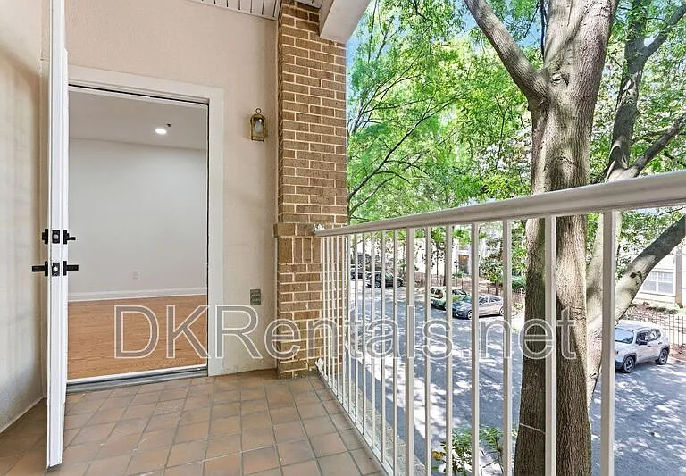 220 Renaissance Pkwy NE #2111 — Photo 35