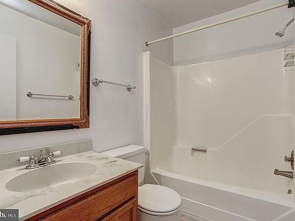 4th image of 3151 Babashaw Ct
