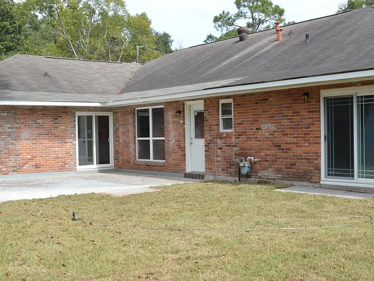 14105 Bayou Grand North Blvd — Photo 4