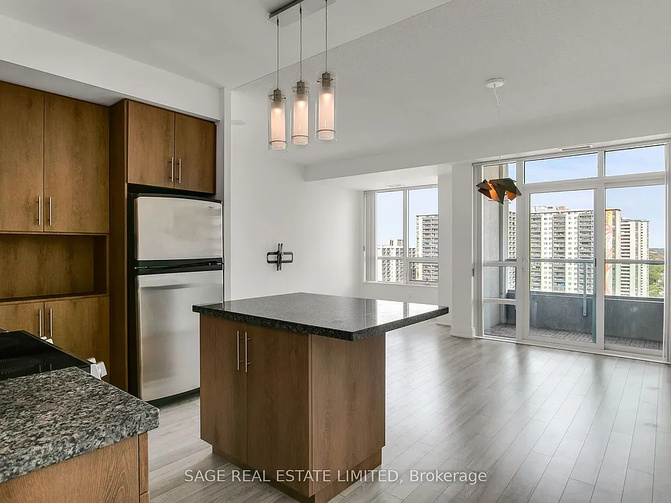 120 Homewood Ave #2104