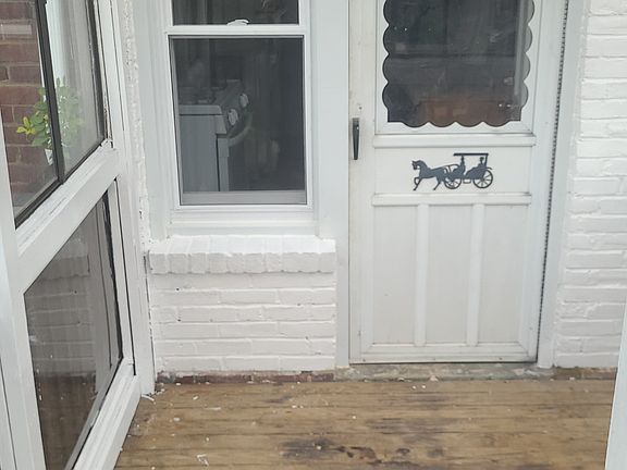 2nd image of 5417 Crismer Ave