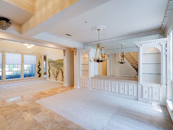 5th image of 7012 Shalimar Ct