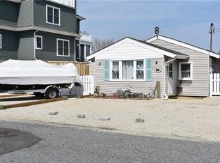 109 E Boat Dr, Tuckerton, NJ 08087