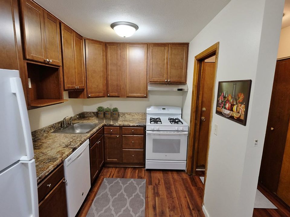 Welcome to Central Lakes of Uptown, where modern living meets comfort. This beautifully designed kitchen features quality finishes, ample storage, and a cozy layout perfect for culinary enthusiasts. Schedule your tour today!