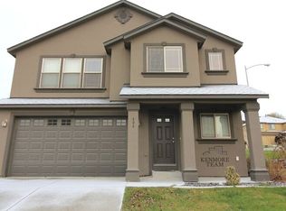 406 Lakerose Loop, Richland, WA 99352