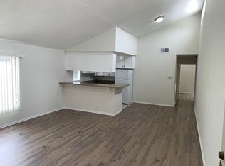 1939 Beloit Ave #204, Los Angeles, CA 90025