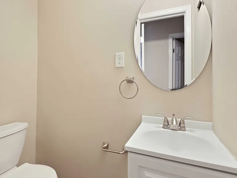 1205 Wilcox St — Photo 10