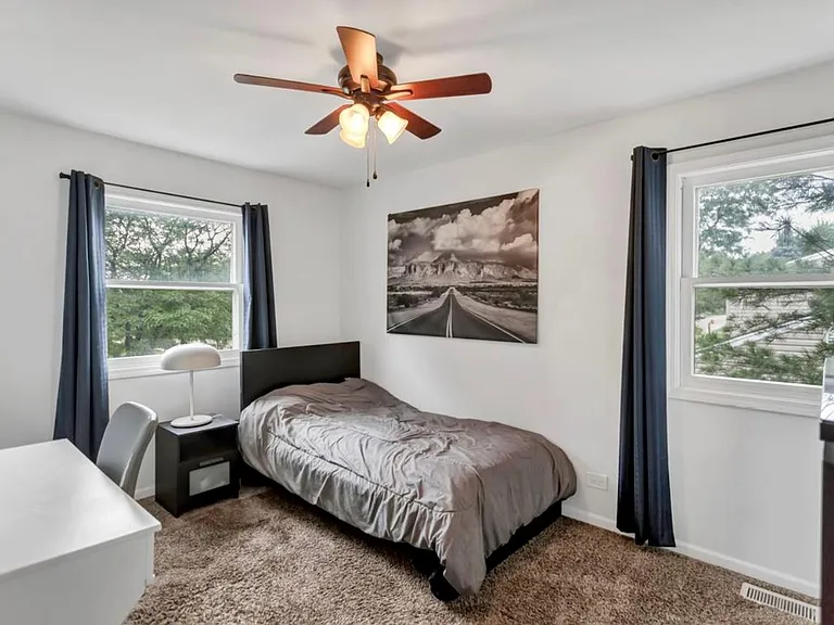 511 N Braintree Dr — Photo 15