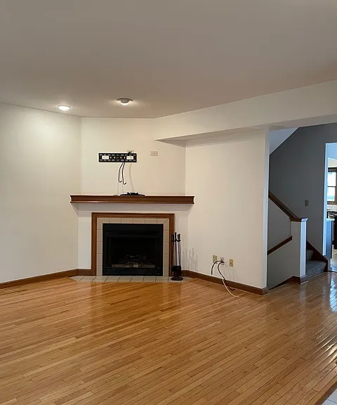 74 W Hubbard Ave — Photo 3