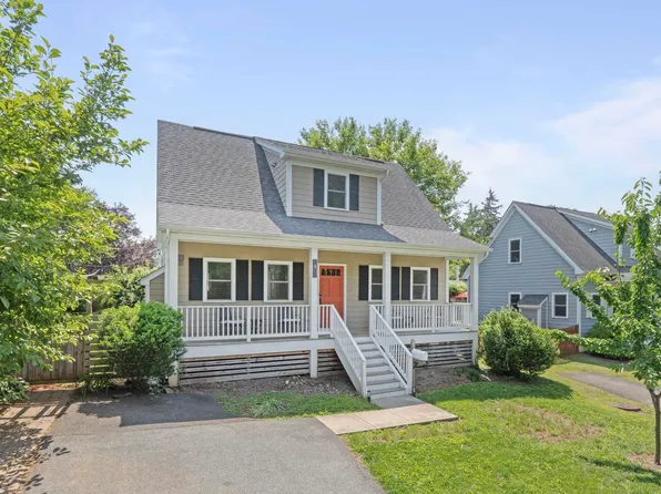 1012 Locust Ln, Charlottesville, VA 22902