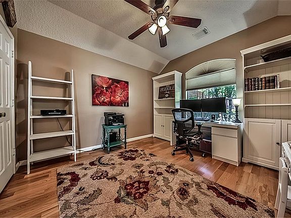 3rd image of 1214 Oak Canyon Ln