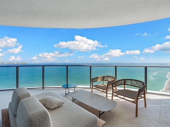 5th image of 15701 Collins Ave #4105