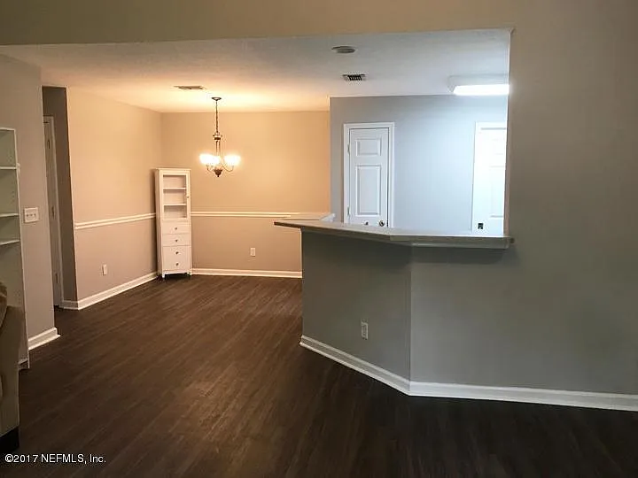 13715 Richmond Park Dr N #808 — Photo 2