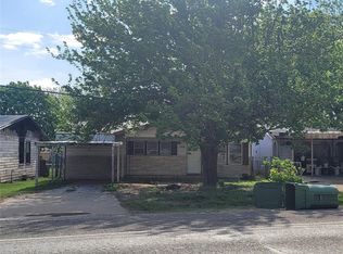 509 Scott St, Tye, TX 79563