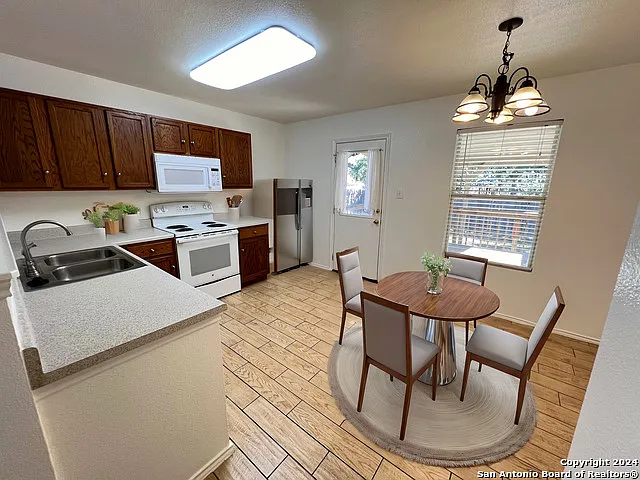 109 Bethany Way — Photo 8